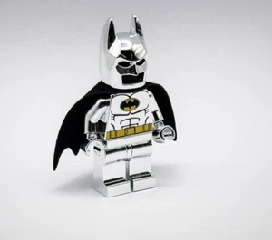 Lego Chrome Silver Plated Batman Minifigure DC Superheroes New!! - Picture 1 of 5