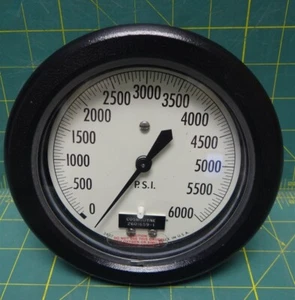 4 1/2" Cosmodyne Pressure Gauge 6000 PSI 1/2 NPT Front Flange - Picture 1 of 9
