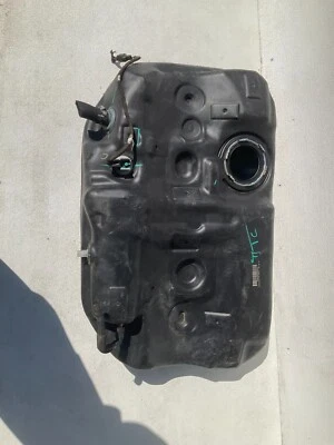 HYUNDAI SONATA 2.4L FWD FUEL GAS TANK RESERVOIR  HEAT SHIELD OEM 2015 - 2019 - Image 1 of 4