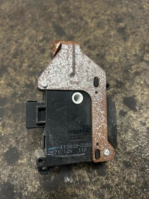 Actuador de puerta HVAC Acura TSX 2004-2008 Denso 113800-2380 Foto 1 de 2