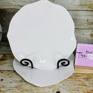 Villeroy & Boch MIRA Classics White Bone China Scalloped Dinner Plates Set of 2 - Picture 1 of 15