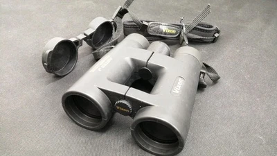 Vixen Artes J HR 8x42 WP Binoculars Waterproof Made in Japan - Image 1 of 4