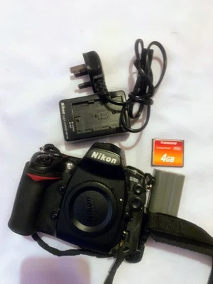 Nikon D700 12.1MP Digital SLR Camera - Black (Body Only) - Image 1 of 4