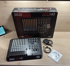 AKAI APC 40 MIDI / Ableton Controller - Neuwertiger Zustand - Bild 1 von 11