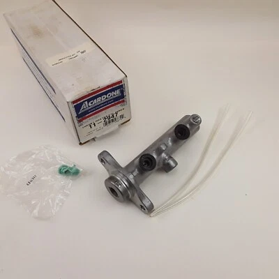 Cilindro maestro de freno Cardone 11-2947 Reman para Infiniti I30 I35 2000-2004 Foto 1 de 4