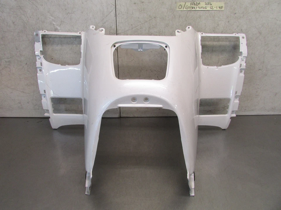 O HONDA GOLDWING 1800 2006 OEM ПАНЕЛЬ ЗАКРЫТИЯ КРЫШКИ ГАЗОВОЙ ЦЕНТРАЛЬНОЙ КОНСОЛИ - Изображение 1 из 4