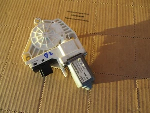 Audi Q7 2007 motor de ventana eléctrica delantero derecho. REGULADOR 4L0959802B OEM - Imagen 1 de 4
