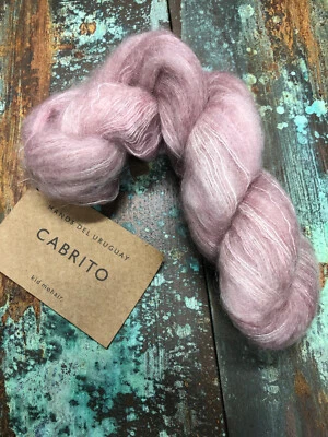 Fio de mohair Manos del Uruguay Cabrito prímula rosa criança aprox.  230 jardas. #R6506 - Imagem 1 de 3