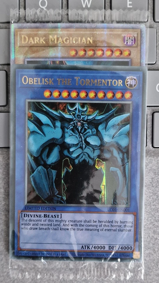[SEALED] QUARTER CENTURY SECRET RARE : LC01-EN005 Dark Magician Limited Edition - Image 1 of 1