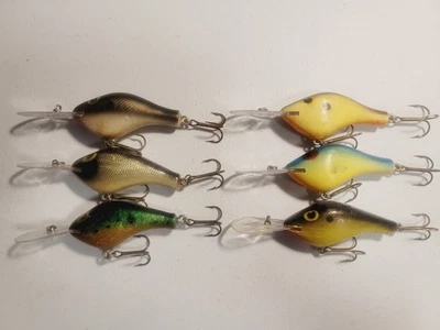 6 Poe's Cedar Fishing Lures 3" - Image 1 of 4