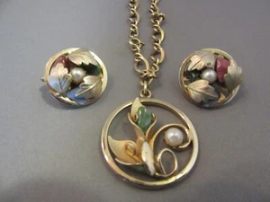 Vintage Designer Signed Sarah Coventry Goldtone Bracelet & Clip Earrings - Picture 1 of 7