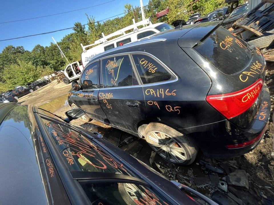 Cuarto de cristal/ventana AUDI Q5 izquierda 09 10 11 12 13 14 15 16 17 Foto 1 de 1