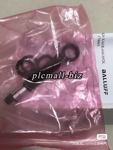 BUS0003 BUS M18K0-XAER-040-S92K optical sensor BUS0003 BUS M18K0-XAER-040-S92K - Picture 1 of 1