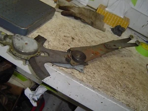 1985 pontiac Trans Am Right Door Window Regulator - Picture 1 of 4