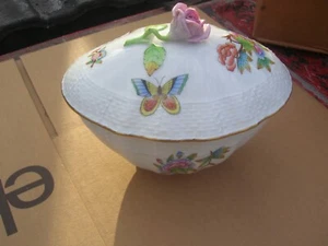 Herend Hungary Rothschild Porcelain Covered Oval Dish Roses Butterfly - Picture 1 of 8