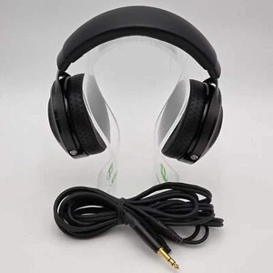 Focal Utopia Audiophile Hi-Res Open Back Dynamic Headphone Black FOAHBEUTHE2B000 - Picture 1 of 9