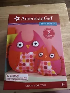 Nuevo kit artesanal sellado American Girl coser y crear 2 búhos de peluche - Imagen 1 de 3