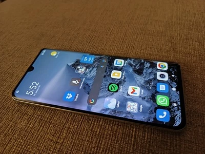 小米 Mi Note 9 Lite 64GB / 6GB RAM 冰川 白色 - 状况完好 — 第 1/4 张图片