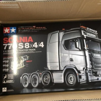 SCALA 1/14 RADIOCOMANDO TRATTORE CAMION SCANIA 770 S 8x4/4 Model Kit 2023 TAMIYA - Immagine 1 di 4