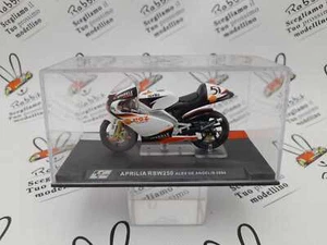 Die Cast " Aprilia RSW250 Alex De Angelis 2004 " Scale 1/24 - Picture 1 of 2