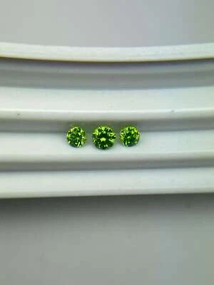 3 Demantoid Garnets Set - 0.22Ct x 2, 0.16Ct x 1 - Natural Horsetail Demantoid - Image 1 of 4