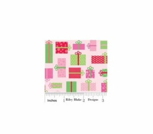 Riley Blake Designs FABRIC REMNANT Christmas Candy FLANNEL BRUSHED COTTON PINK - Picture 1 of 1