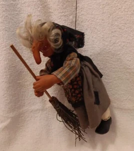 Cucina Vintage Wiccan Buona Fortuna Baba Yaga Hag Scandinavo Grande Raro - Foto 1 di 11