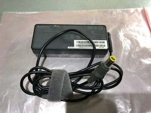 GENUINE LENOVO 90W 20V 4.5A AC ADAPTER 36200297 ADLX90NLT2A 45N0312 45N0308 - Picture 1 of 3