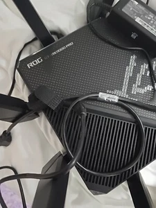 ASUS - ROG Rapture GT-AX11000 Pro Tri-band WiFi 6 Gaming Router, 2.5G Port -... - Picture 1 of 2
