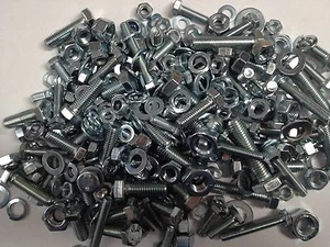 ASSORTED ZINC UNC 330 NUTS BOLTS WASHERS - Picture 1 of 1