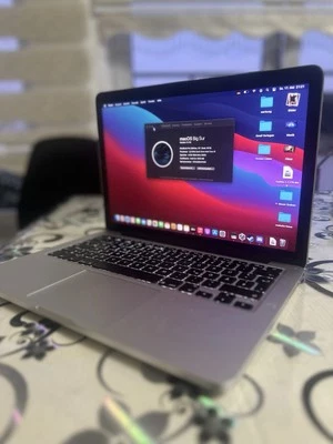 MacBook Pro 13 - Bild 1 von 4