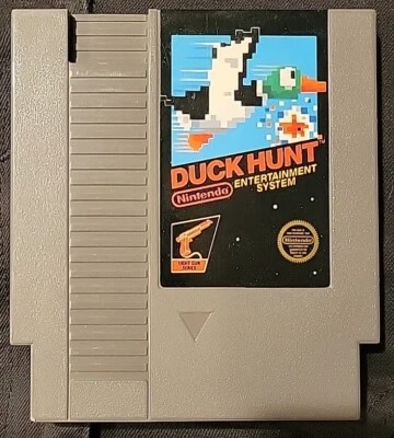 Duck Hunt - Nintendo NES (1985) 5 Screw Rare Black Box Duckhunt Game Pak H - Image 1 of 3