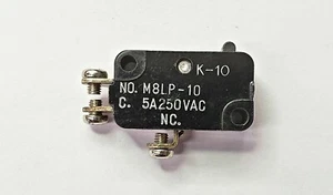 Mulon M8LP-10,SPDT- ON-(ON) micro switch 3A @ 250V AC - Picture 1 of 3