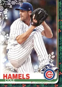 2019 Topps WALMART HOLIDAY #HW58 Cole Hamels CHICAGO CUBS - Picture 1 of 2