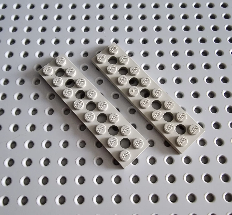 LEGO Technik Technic Platte Plate Lochplatte 2x8 alt hellgrau 2 Stück 3738 A084 - Bild 1 von 1
