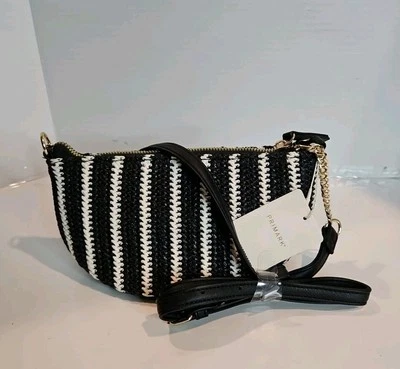 Cartera bandolera tejida blanca y negra Primark para mujer nueva con etiquetas Foto 1 de 4