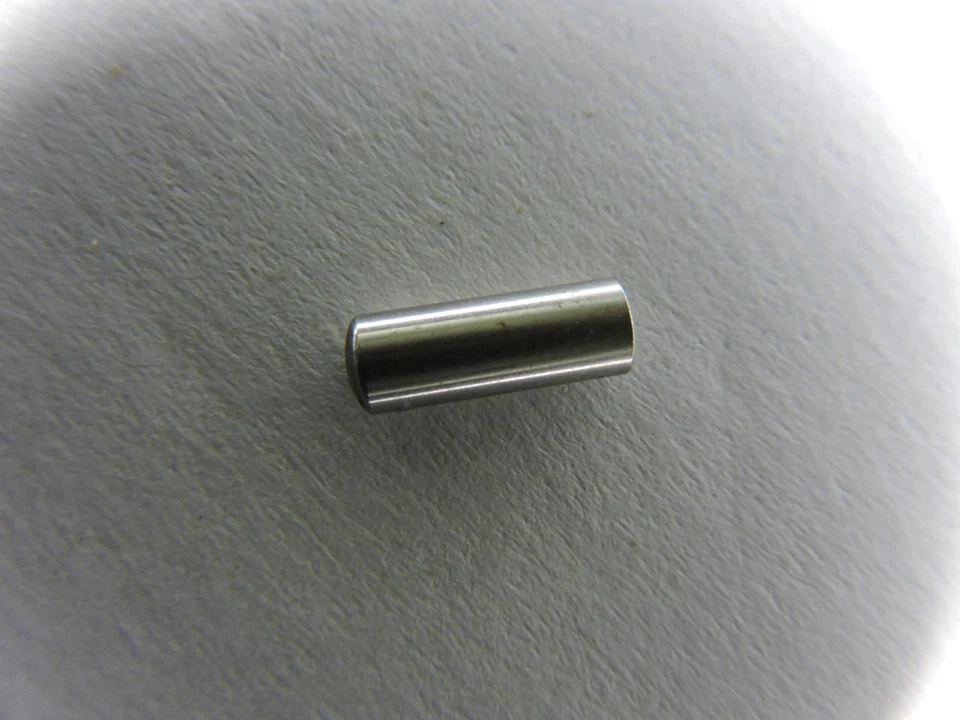 92042-001 новый из старых запасов Kawasaki Kickstarter Pawl Pin J1 M1 MA7 F4 A1 F3 D1 MT1 KV75 K344 - Изображение 1 из 1