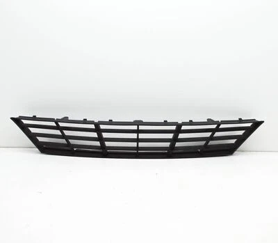 NEW BMW 5 GT F07 FRONT BUMPER LOWER CENTER GRILLE 51117331666 2015 ORIGINAL - Изображение 1 из 4