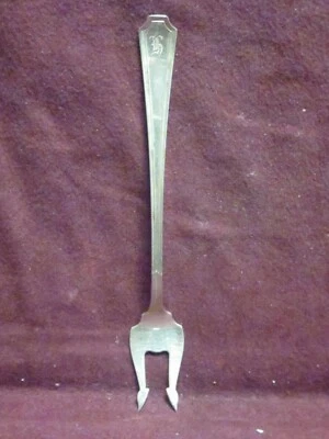 Garfo de azeitona Sterling Durgin FAIRFAX PICLES 5 1/2" 19 gramas monograma h - Imagem 1 de 4