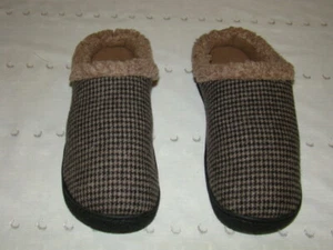 Isotoner Slippers, Clogs Faux Fur, Women's Size 9.5-10.5, Plaid Black/ Beige  - Picture 1 of 9
