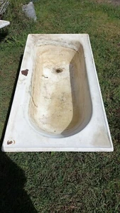 Vintage CAST IRON Bath / Animal Feeder / Water Trough - Picture 1 of 1