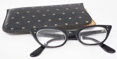 Gafas de gato MCM negras vintage con estuche de cuero suave Foto 1 de 4