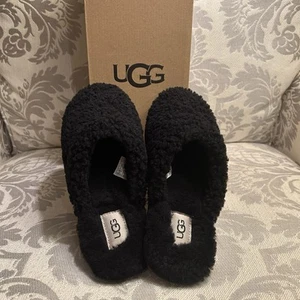 NIB Ugg Australia Women's Pearle Curled Black Slippers Size 9 Sheep Skin Sherpa - Picture 1 of 15