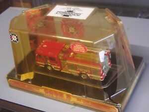 code 3 fire engine,limited edition,1/64,portland fire,rescue,american lafrance