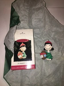 NRFB Vintage Hallmark Ornament 1994 Peanuts Gang Lucy New in Box - Picture 1 of 6