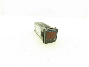 Barber-Colman 7SF931103000 7SF Temperature Controller 100-240V VAC Supply - Picture 1 of 9