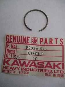 CLIP DEL CIGÜEÑAL KAWASAKI H1R/H1/S3/KH400/S2/S1/KH250 ¡REEDICIÓN DE LOTE ANTIGUO! - Imagen 1 de 1