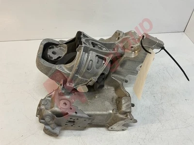 AUDI A8 2017-2023 FRONT RIGHT ENGINE MOUNTING 3.0D AUTOMATIC - Image 1 of 4