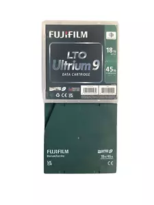 CARTUCHO DE DATOS FUJIFILM LTO ULTRIUM 9 18 TB NATIVO/45 TB COMPRIMIDO (PAQUETE DE 5) - Imagen 1 de 1