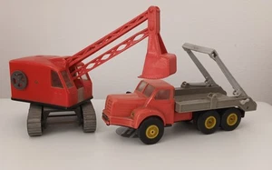 NOREV Échelle 1/43 - Pelle Mécanique 114 Rouge  & Tracteur TBO 15 Berliet Rouge - Picture 1 of 12